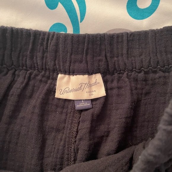 Junior’s Universal Thread Shorts - Picture 5 of 5